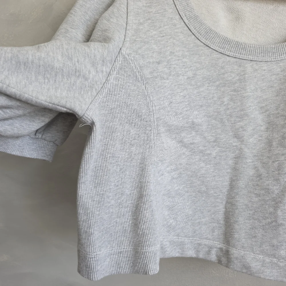 Aerie Gray Puff Sleeve Cropped Sweatshirt Sz XL - Picture 4 of 10